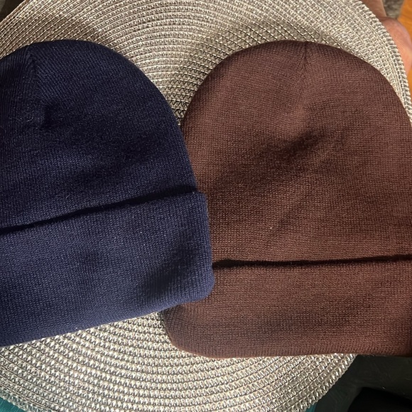 2 brimmed stocking caps. Blue and brown. New hats. - Picture 2 of 2